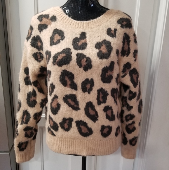 Victoria's Secret Sweaters - SOLD! Victoria’s Secret Pink Fuzzy Leopard Print Sweater